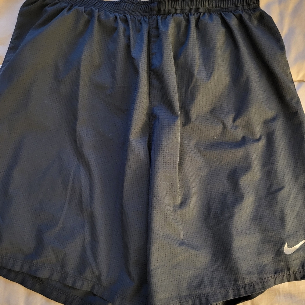 Nike Men's Blue Athletic Shorts